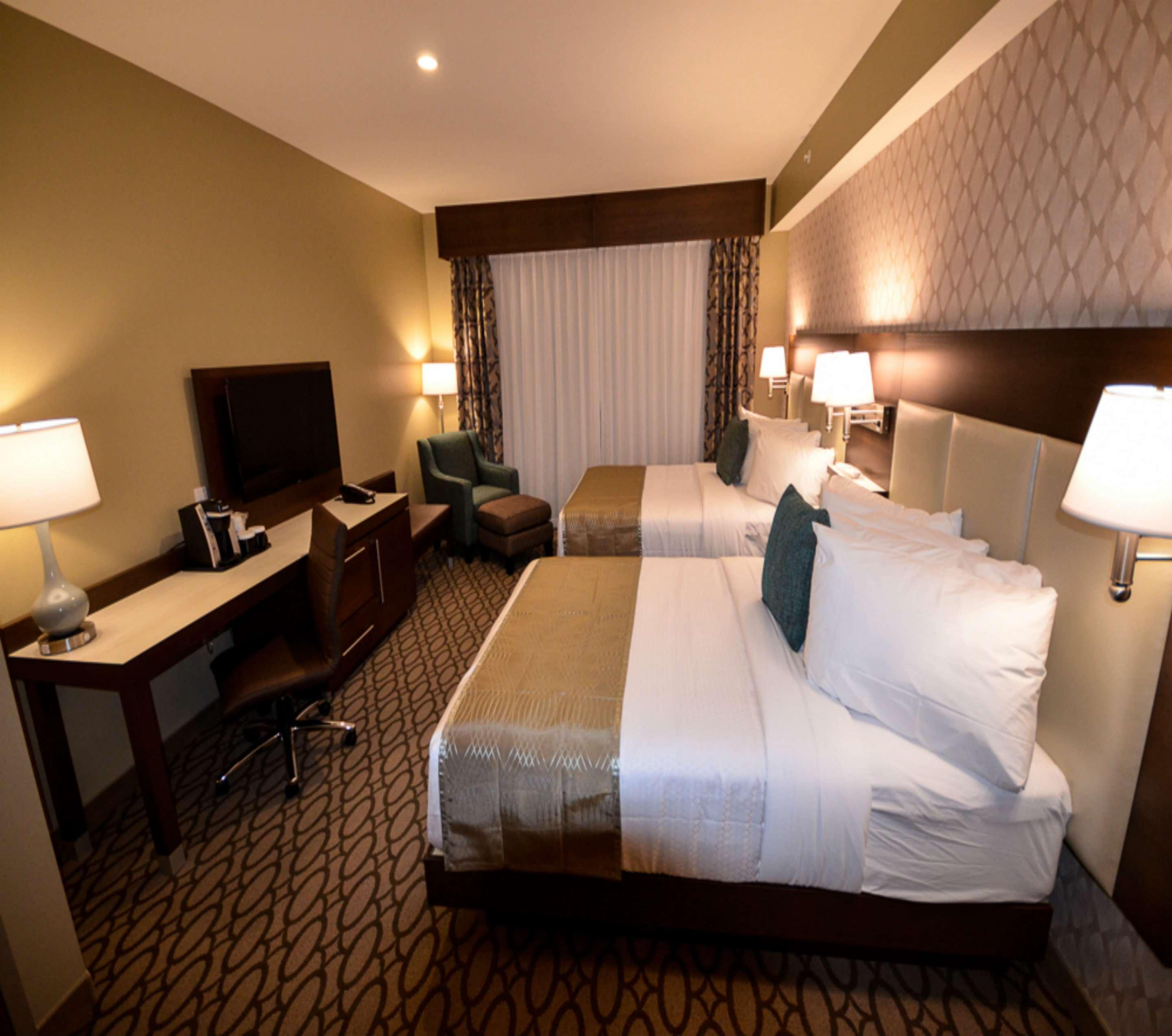 Best Western Plus St. John'S Airport Hotel And Suites Εξωτερικό φωτογραφία