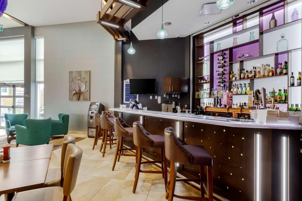 Best Western Plus St. John'S Airport Hotel And Suites Εξωτερικό φωτογραφία