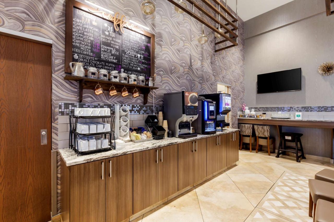 Best Western Plus St. John'S Airport Hotel And Suites Εξωτερικό φωτογραφία